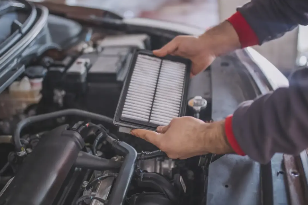 Higienização Automotiva Tira Cheiro de Mofo do Ar-Condicionado?